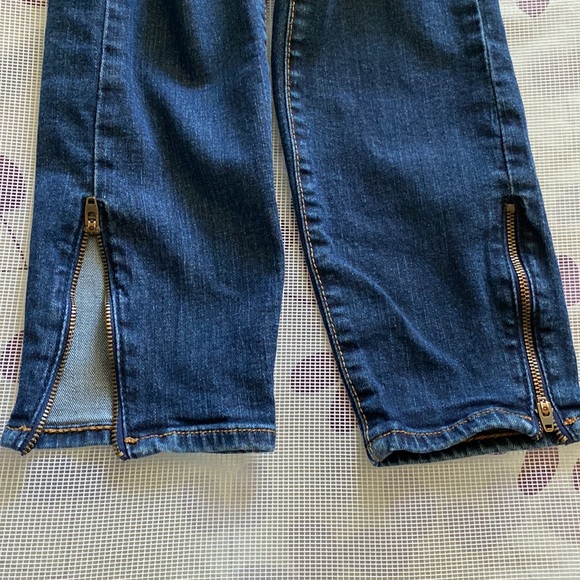 🎁 3 for $15. Old Navy dark denim zipped bottom Rockstar Skinny Jeans size 6 - Picture 5 of 5